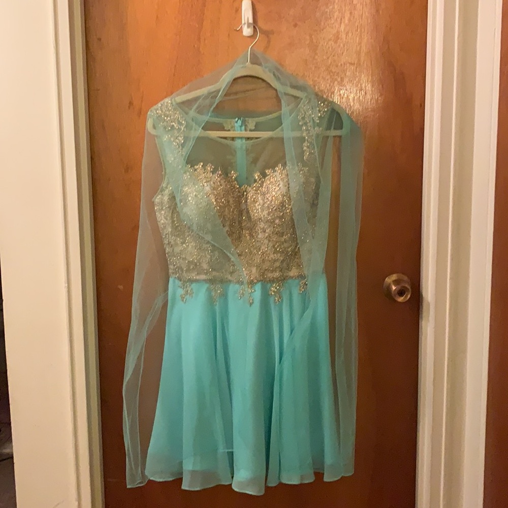 Belle of the junior prom dress - Picture 2 of 3